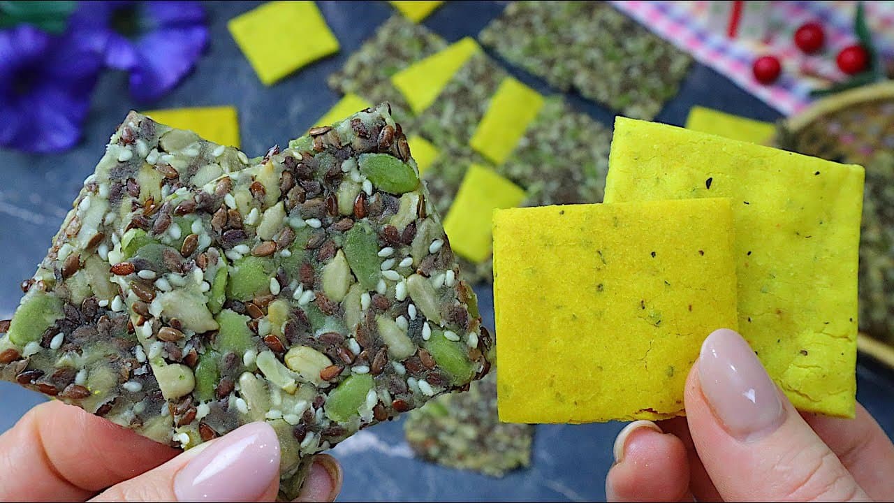 2 recettes de crackers sans gluten (graines et maïs-herbes)