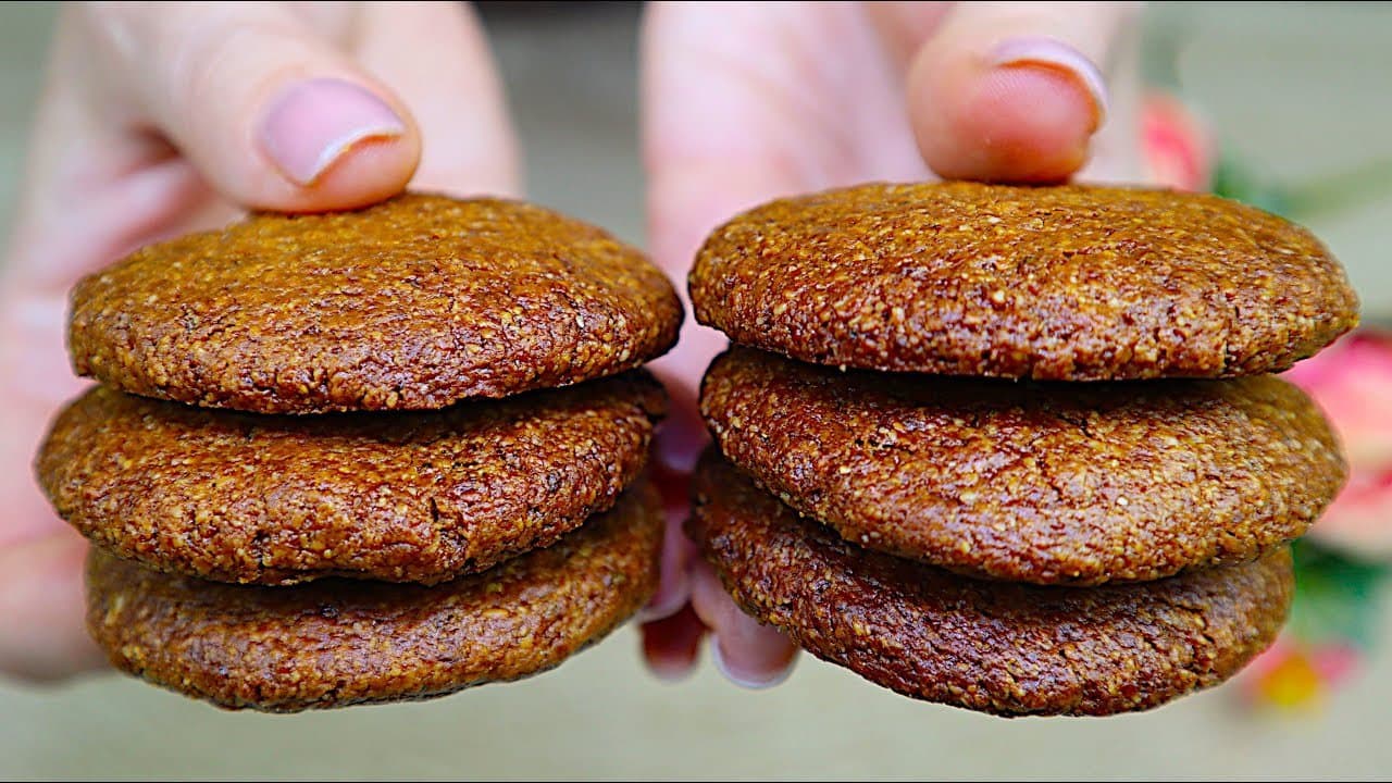 Galletas de mantequilla de cacahuete y chía de 3 ingredientes (veganas)