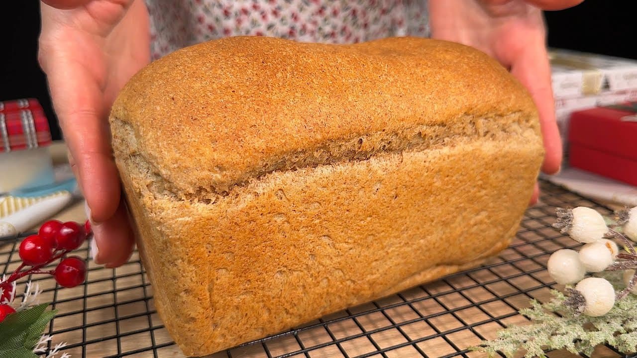 Pan de molde aireado de harina integral con yogur y levadura