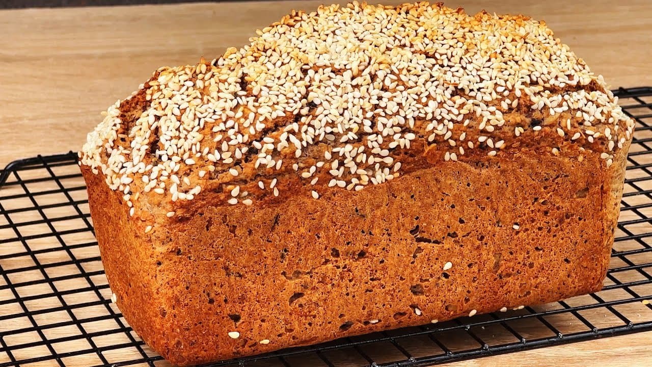 Blumenkohl-Haferbrot mit Walnüssen & Getrockneten Tomaten