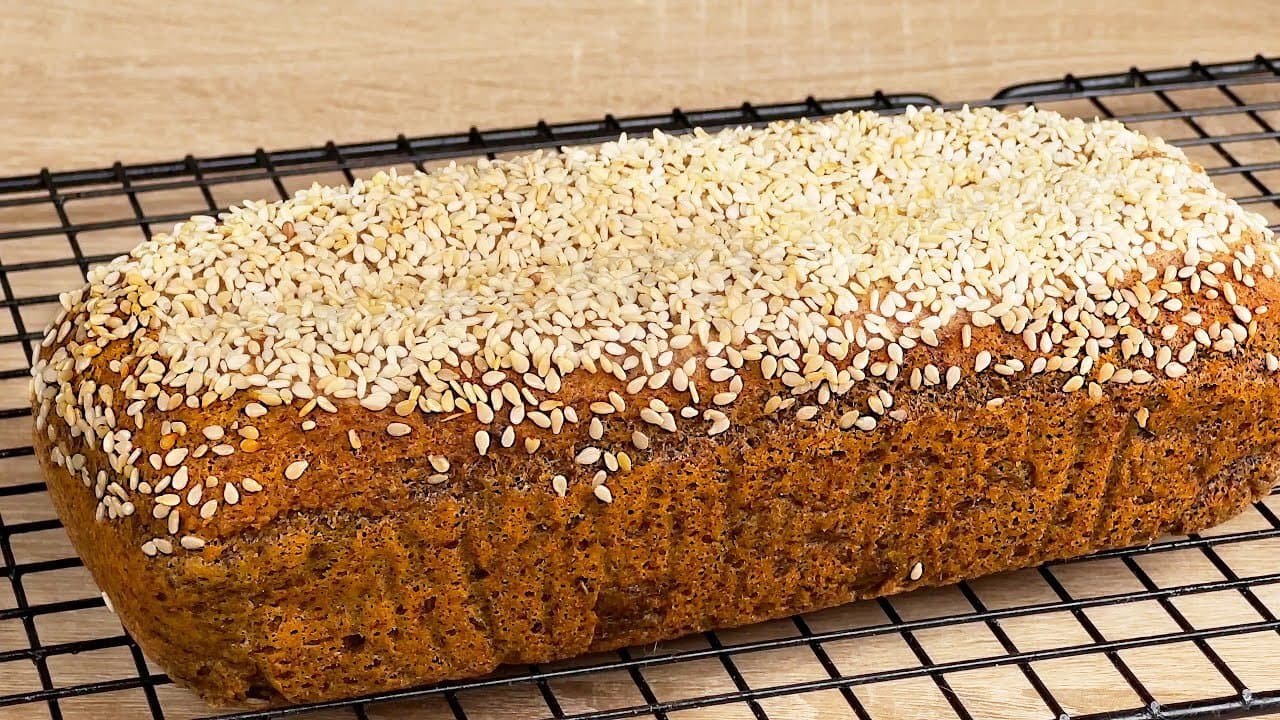 Pain aux lentilles corail et lait de coco aux herbes italiennes