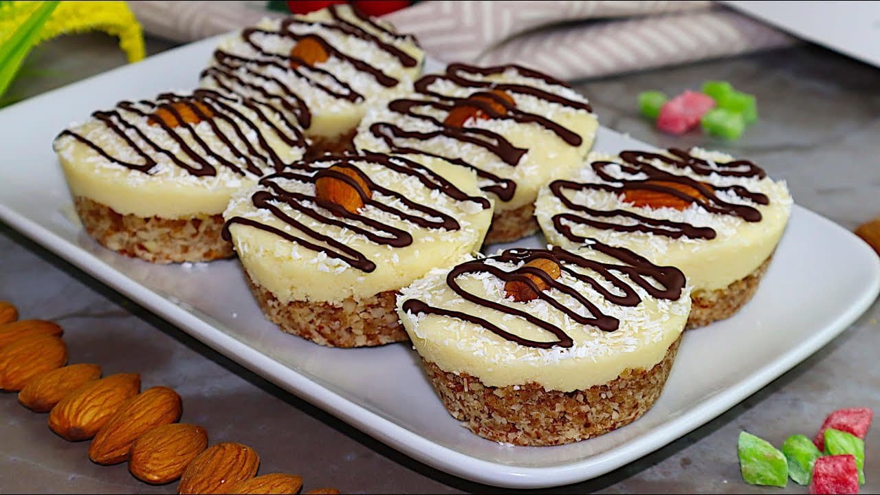 No-Bake 4-Ingredient Almond Coconut Bites