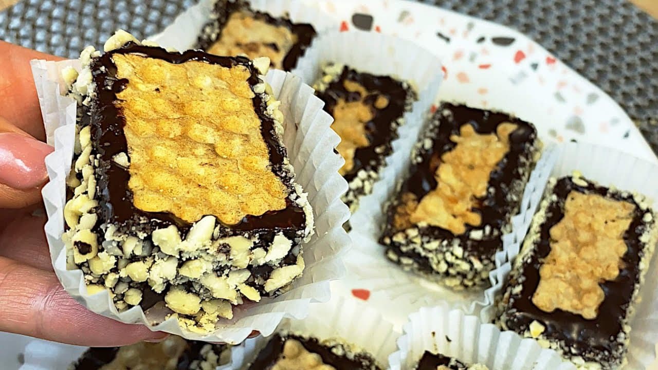 Bombones sin horno de manzana, cacahuete y chocolate (sin azúcar)
