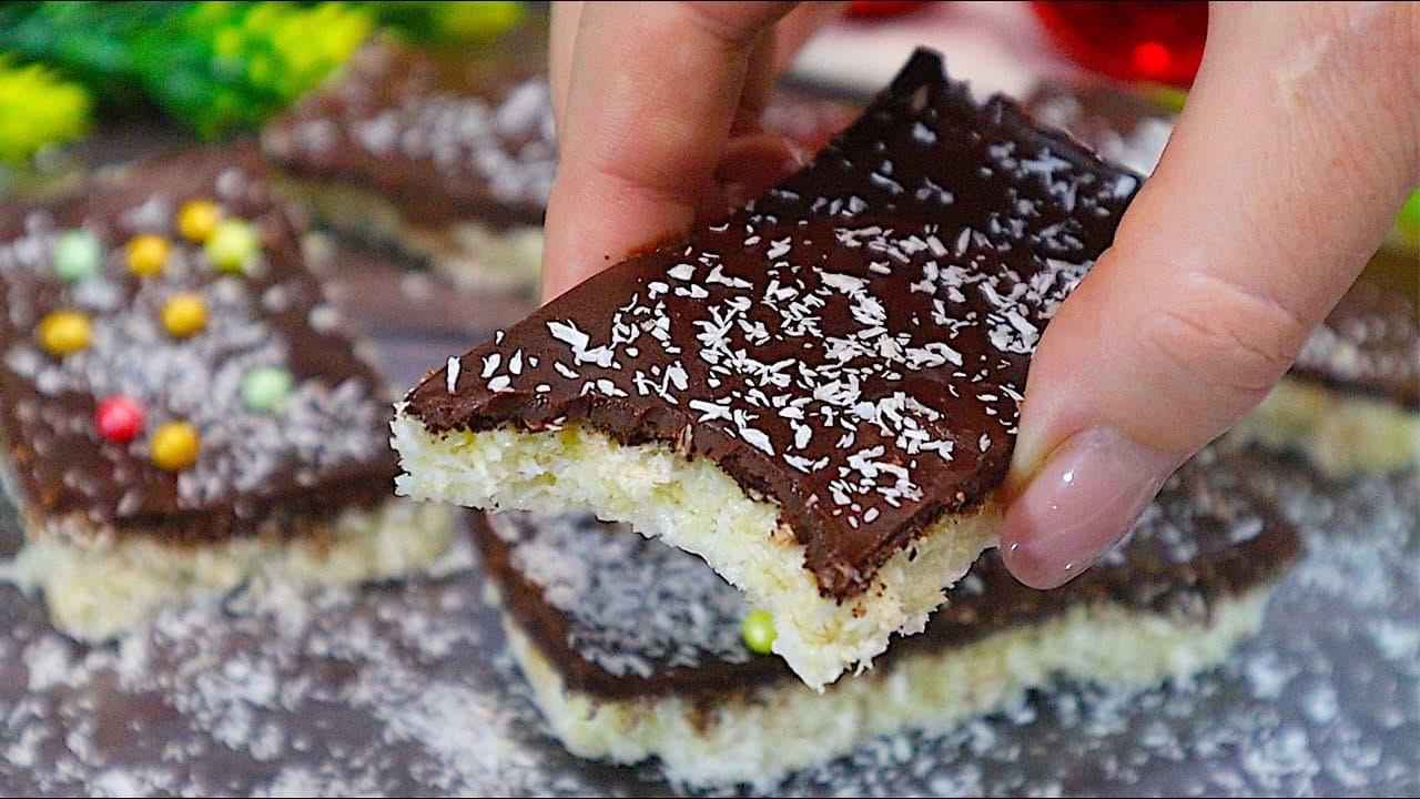 Bouchées noix de coco et chocolat sans cuisson (3 ingrédients)