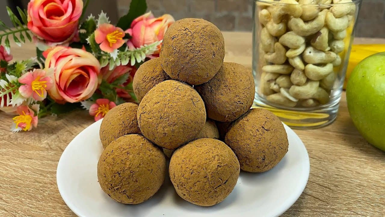 Truffes sans cuisson cacao-noix aux fruits secs
