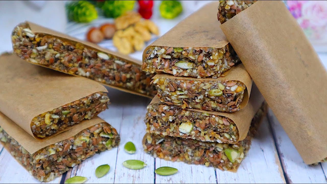Barritas energéticas sin horno de frutos secos y semillas (veganas)
