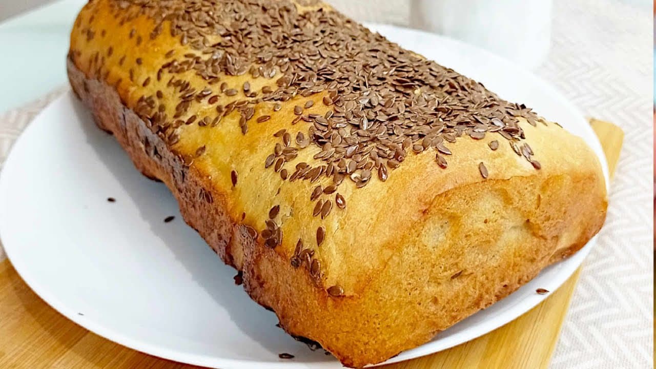 Pan de sándwich sencillo al horno con miga tierna