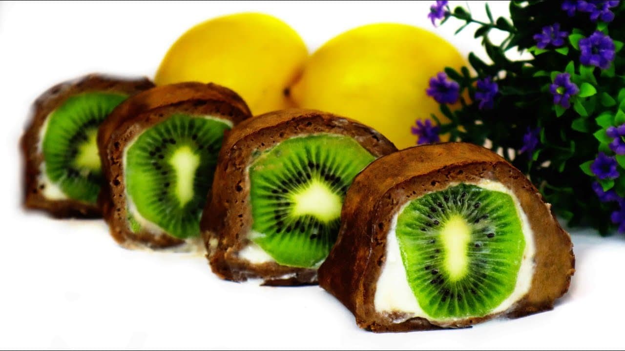No-Bake Kiwi Ricotta Banana Cake Roll
