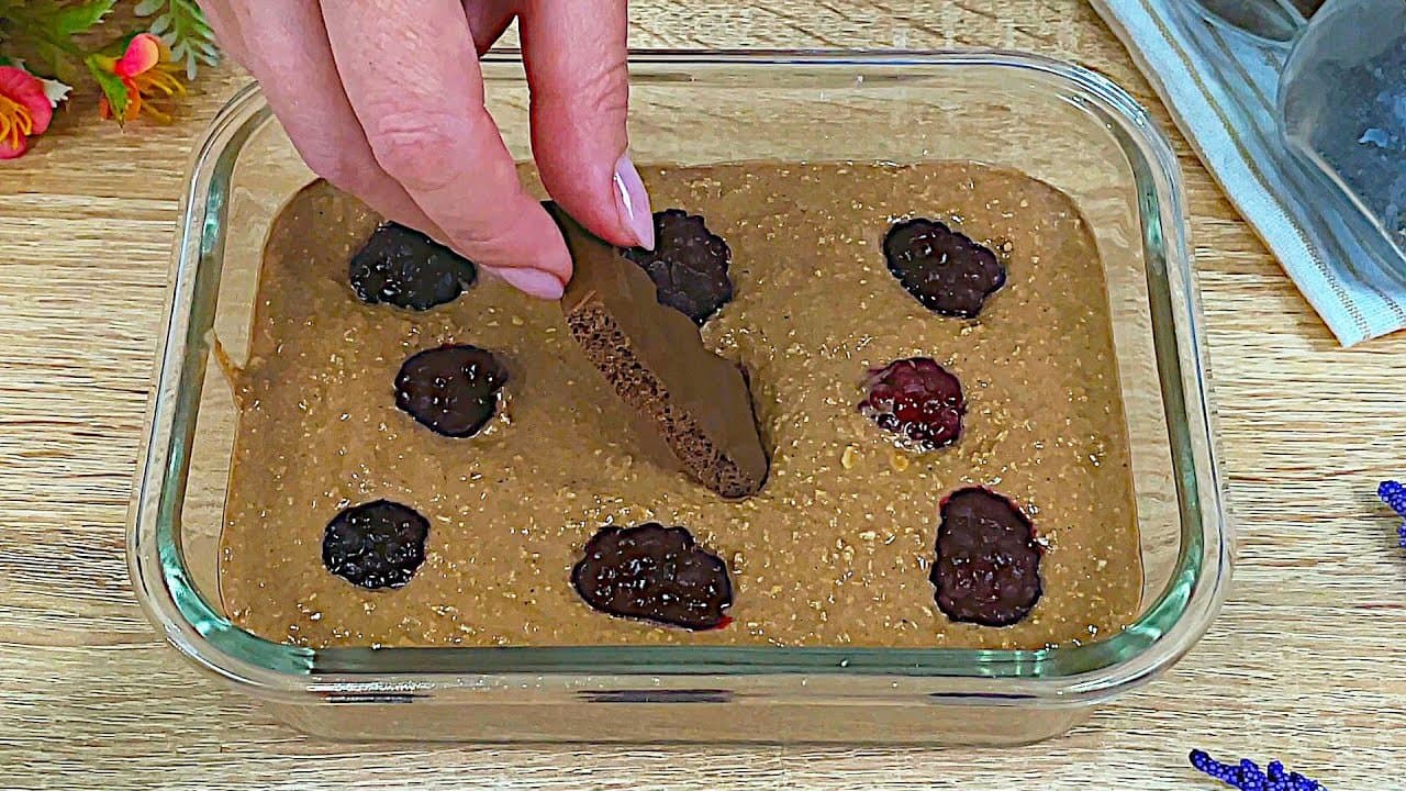 Flourless Banana Cocoa Baked Oatmeal Cake