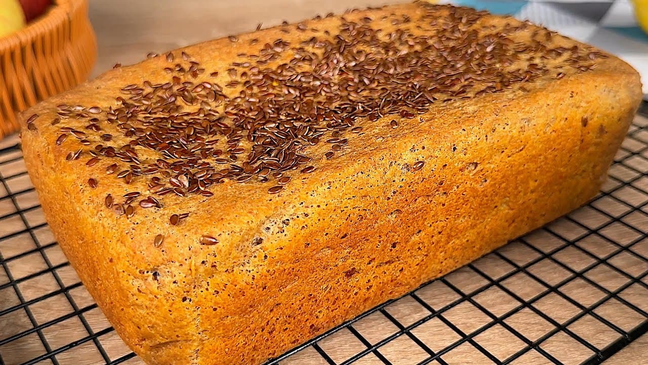 Pan relleno de lentejas y cebolla con levadura