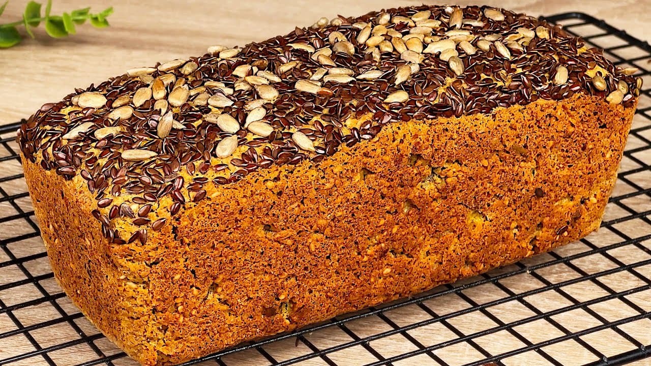 Hefe-Haferbrot mit Paprika, Safran & Kernen