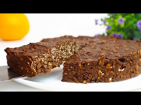 3-Ingredient Chocolate Oat Banana Cake — Gluten-Free, No Sugar, No Flour — A no-bake chocolate oat banana cake with only three ingredients — lightly toaste