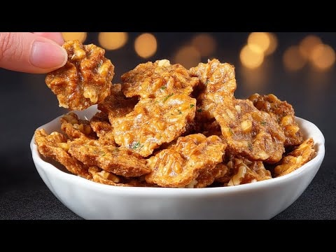 Кето крекеры с грецким орехом и сыром — Хрустящие кето-крекеры из грецких орехов, твёрдого сыра и яиц. Низкоуглеводные, 