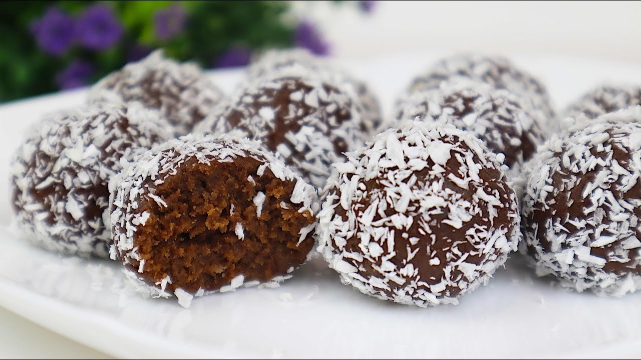 No-Bake 5-Minute Cocoa Banana Truffles — Quick no-bake truffles built on crushed cookies, mashed banana, cocoa and a teas