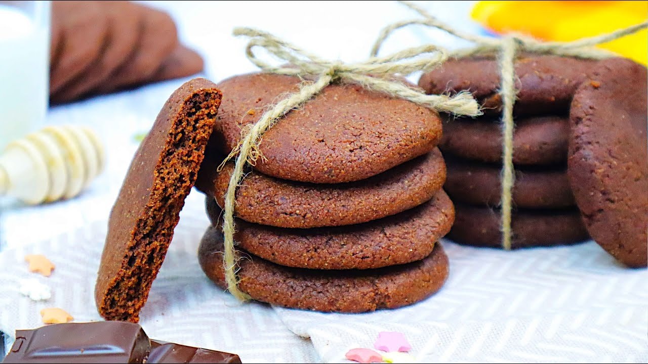 2 Schokoladenkeks-Rezepte: Hafer und Orange-Kichererbse — Zwei glutenfreie Schokoladenkeks-Varianten: weiche Hafer-Apfelmus-Kekse mit Kaka