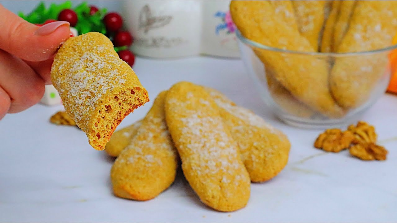 Gluten-Free Coconut Meringue Cookies — Airy meringue-style cookies with whipped egg whites, coconut flakes and psyllium