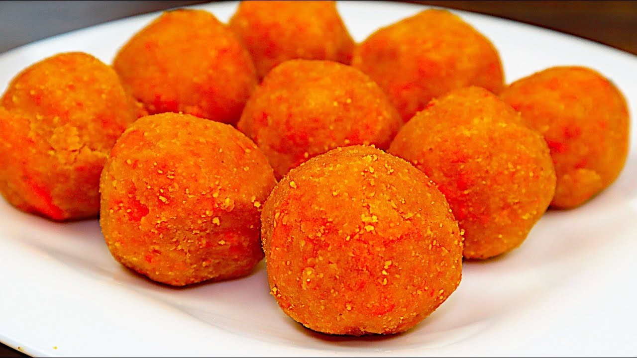 3-Ingredient Carrot Peanut Butter Truffles (No Sugar) — Chewy no-bake carrot truffles made from raw carrot, peanut butter and coconut fl