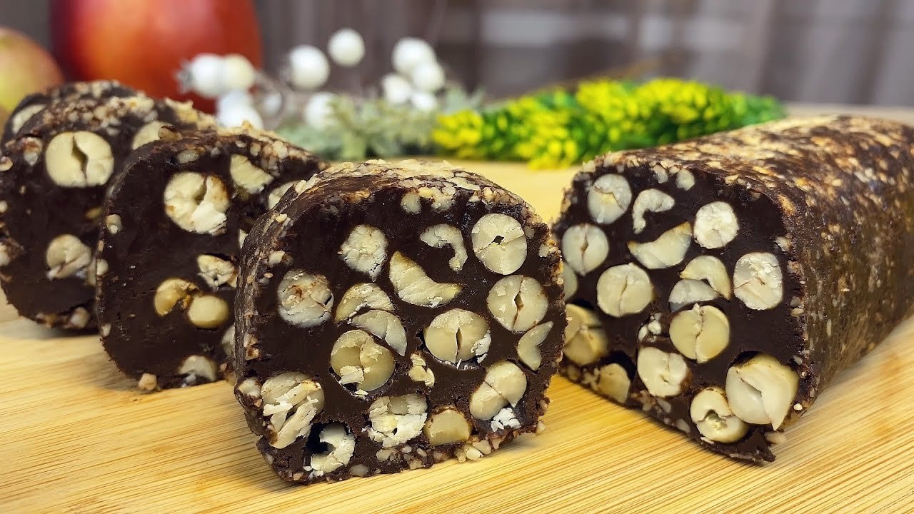 5-Minute No-Bake Peanut Date Chocolate Truffles — Creamy no-bake truffles from soft dates, roasted peanuts and melted dark chocola