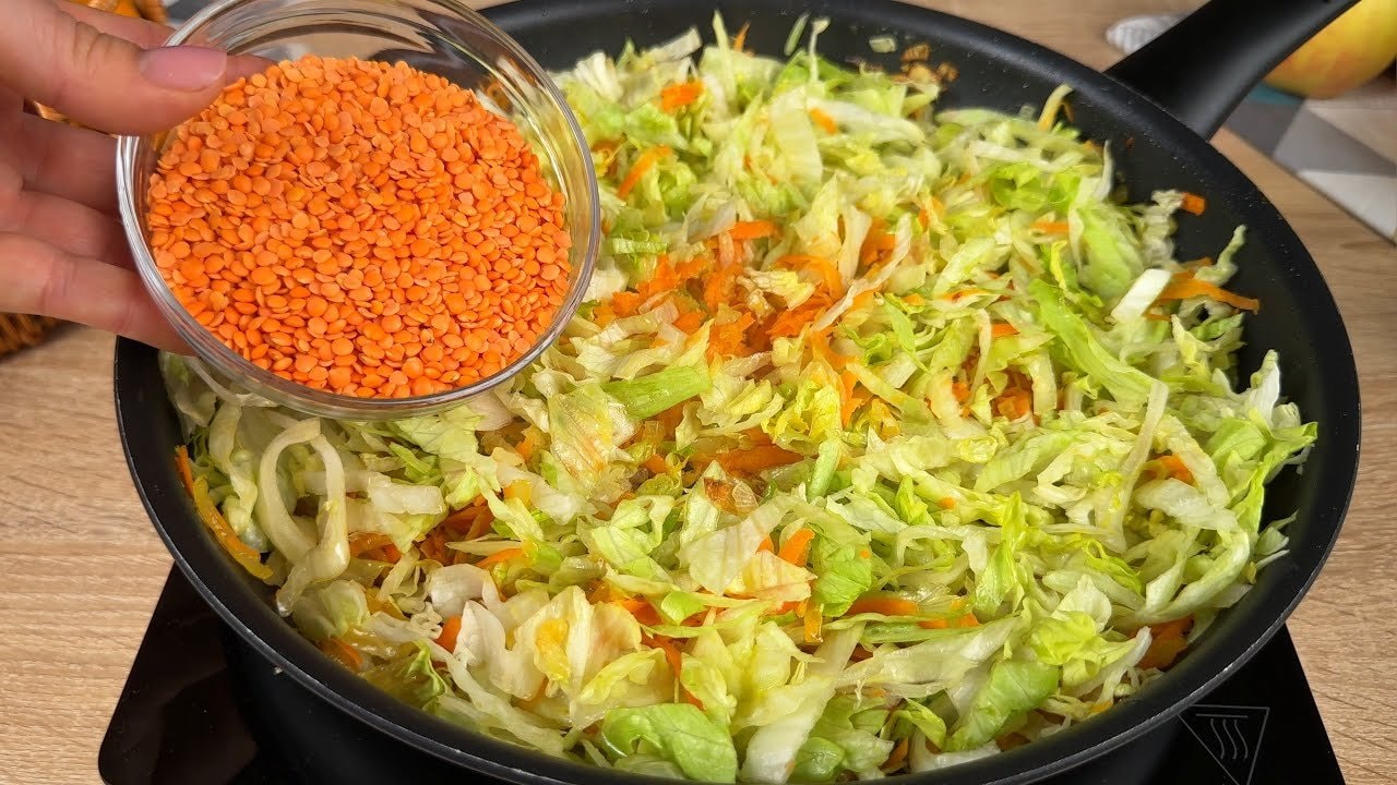 No-Boil Lentil Cabbage Skillet Cake (Vegan) — Golden skillet cake that binds cabbage, carrot and spiced lentils into a hearty 