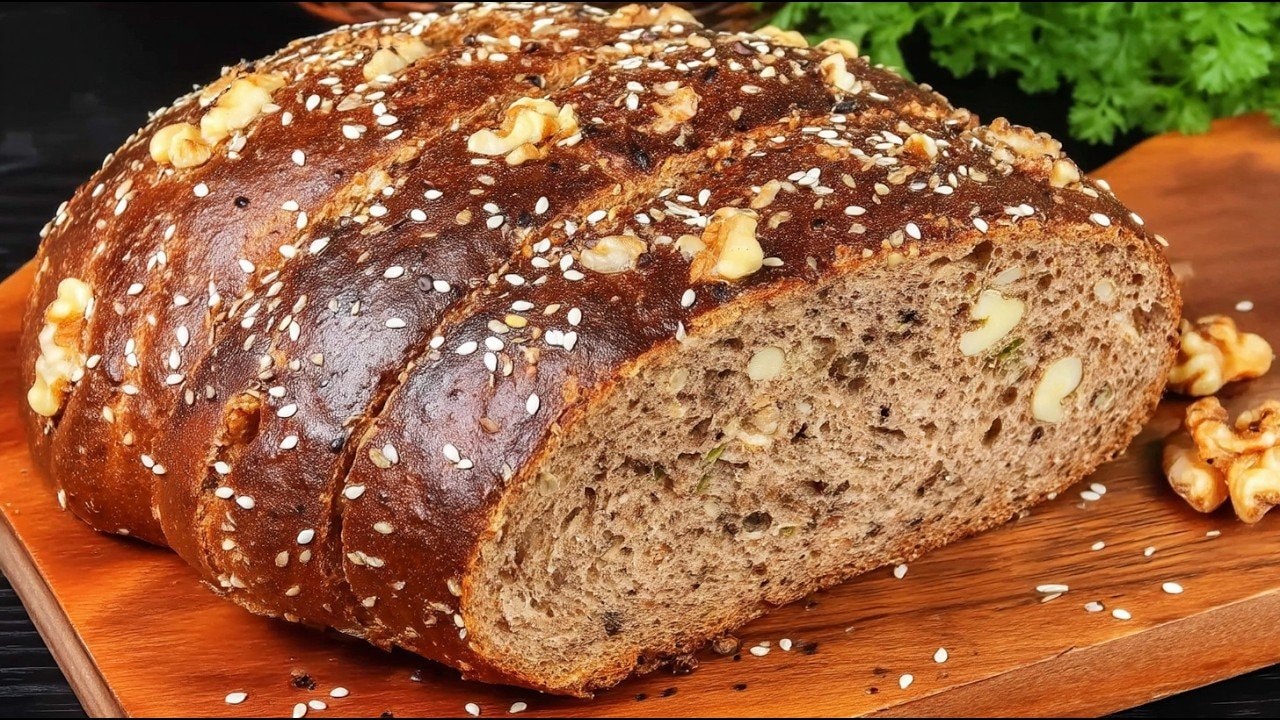 Pan keto de linaza, nueces y psyllium (sin harina) — Pan rústico de linaza ligado con psyllium y nueces tostadas, humedecido con vina
